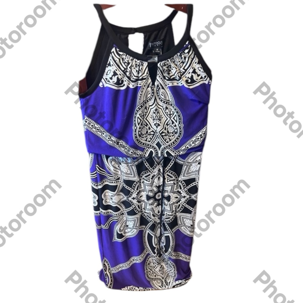 Beautiful long Enfocus dress size 4